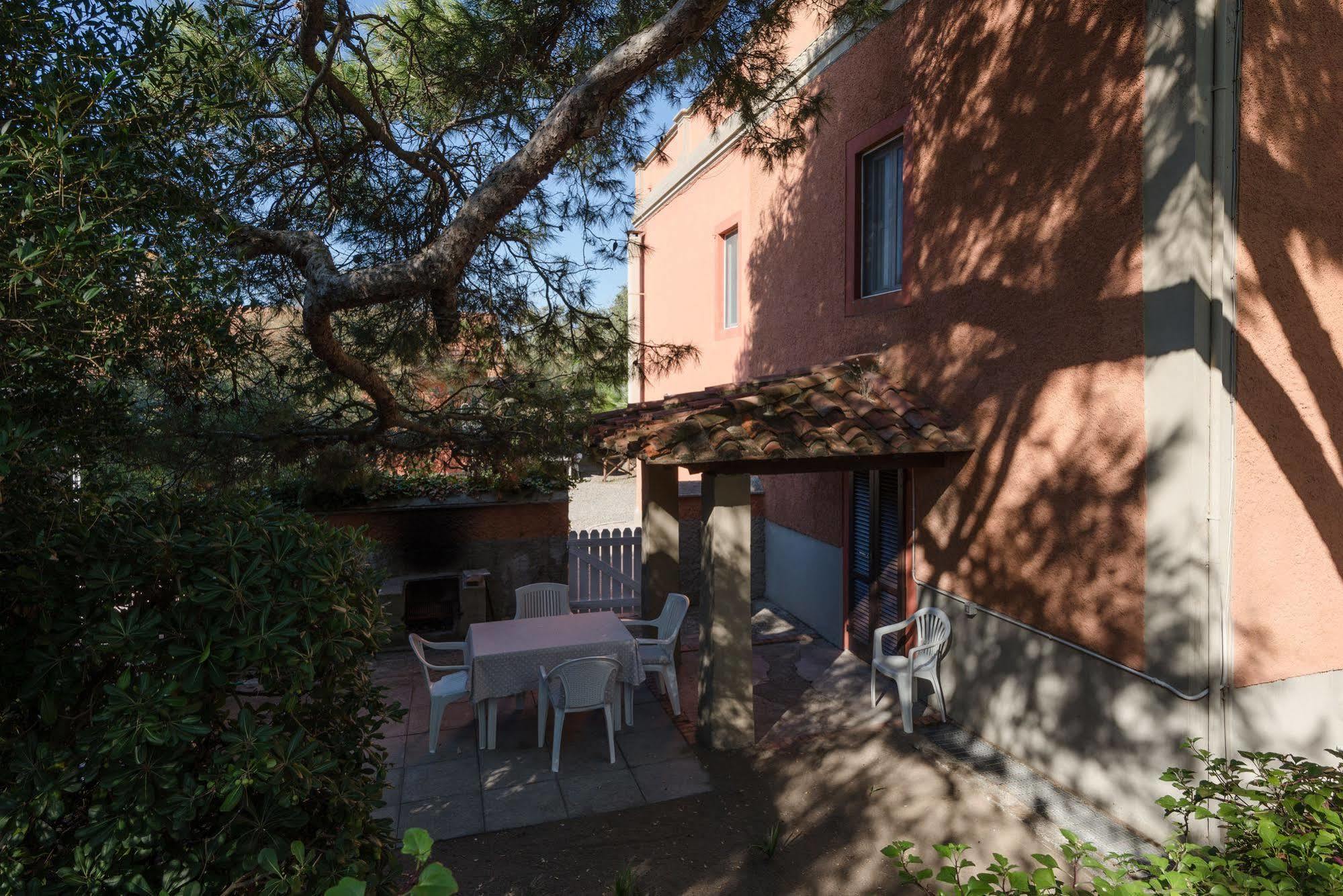 Villa Emilia Marina di Castagneto Carducci Exterior foto